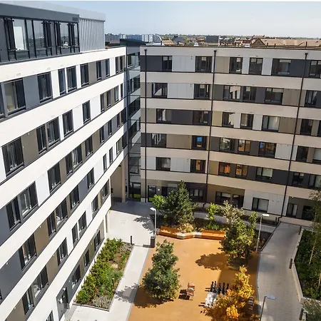 Destiny Student - Kavanagh Court Dublin